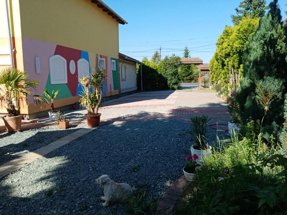 Apartmán Negy Evszak Vendeghaz Lukácsháza Exteriér fotografie